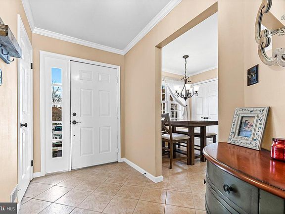 2nd image of 3602 Bridlewood Dr