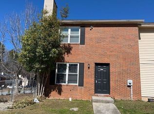 911 Silverwood Dr, Atlanta, GA