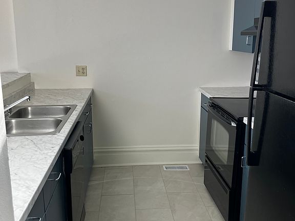 4th image of 1829 S 9th St APT A