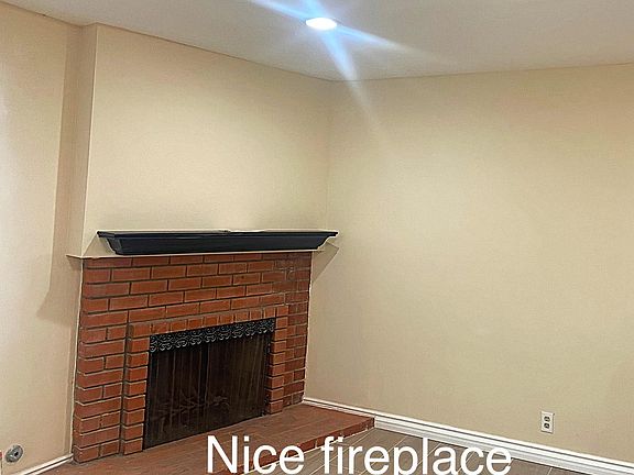 3rd image of 5811 Lancashire Ave