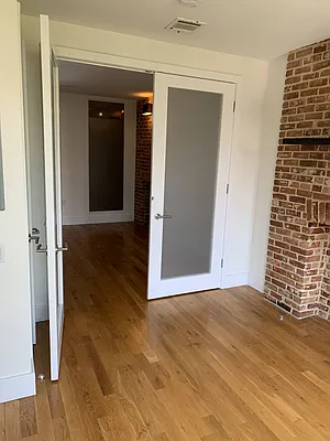 Rented by Carnegie Management Inc | media 18