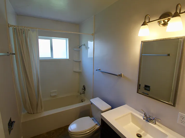 1832 S 1800 E — Photo 15
