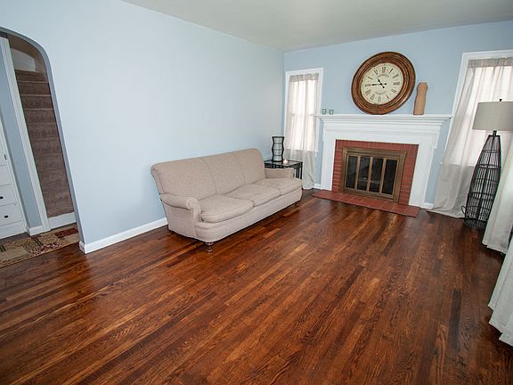 2nd image of 21 Marlindale Ave
