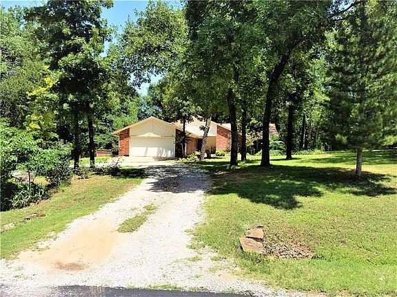 2nd image of 1015 Tarkington Dr