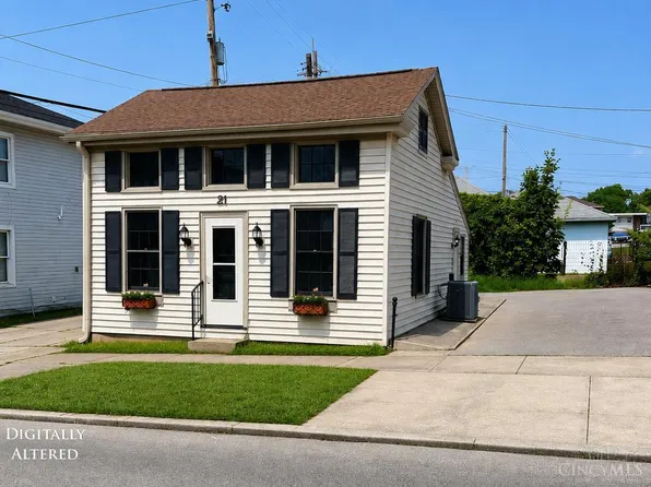 21 N E St, Hamilton, OH 45013