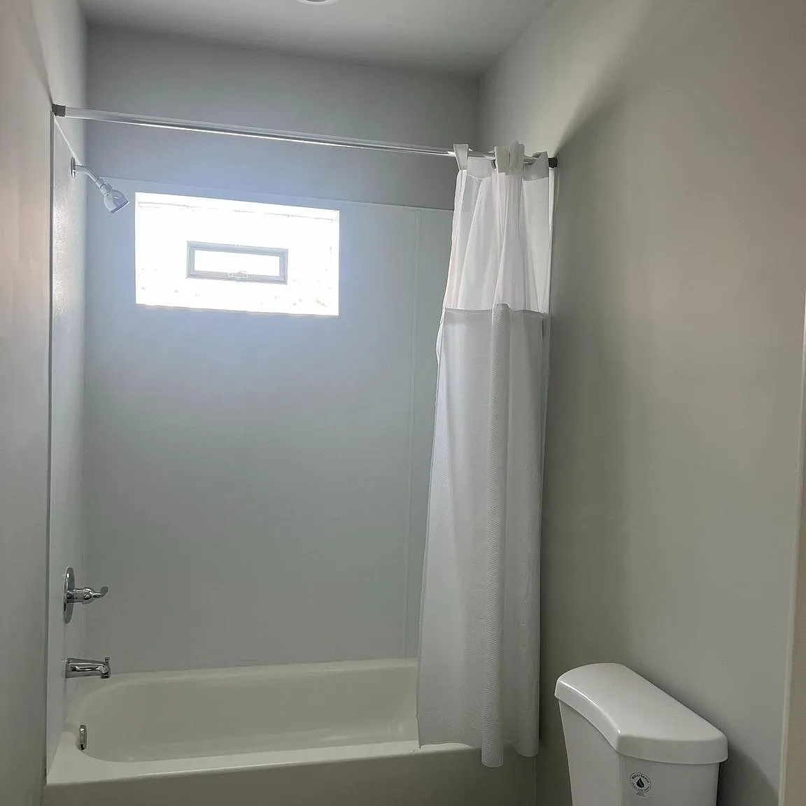 2 bed, 2854 sqft, $1,700 — Photo 4