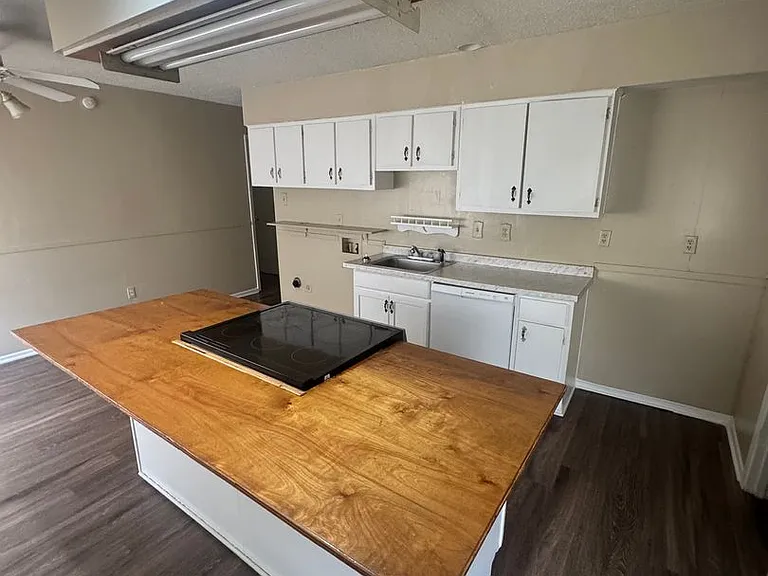 2835 Toehill Cv — Photo 13