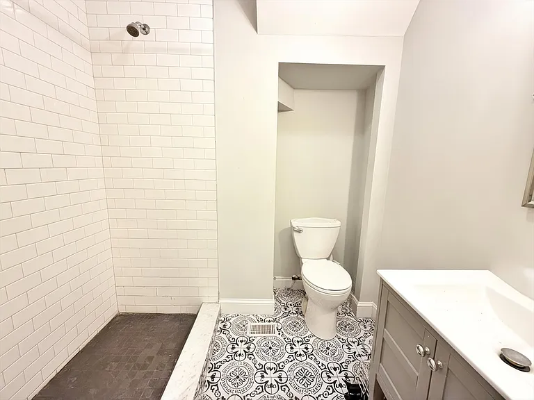 220 Bremen St #1 — Photo 7