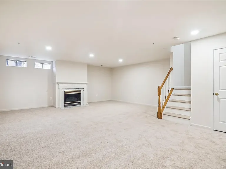 12407 Carters Grove Pl — Photo 20