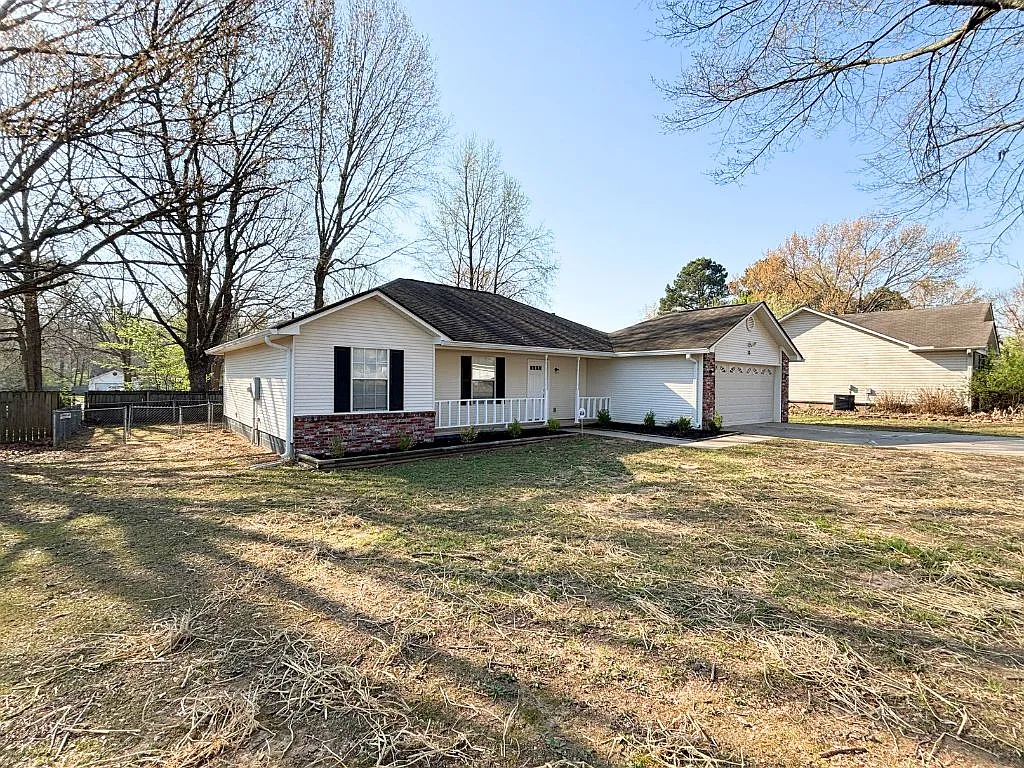 20 Fox Run Dr. Cabot AR 72023 — Photo 2