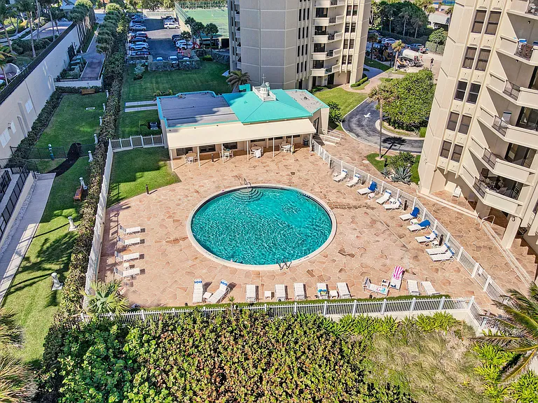 2800 N Ocean Dr #A — Photo 30