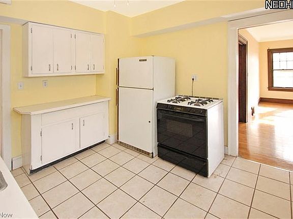 3rd image of 9422-9424 Clinton Ave