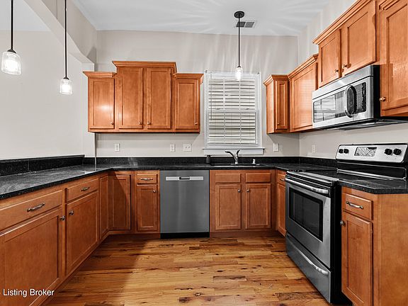 5th image of 248 Delmont Ave