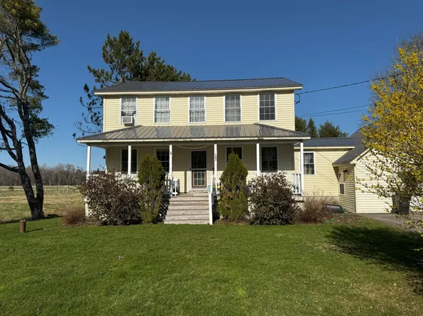 1002 River Road, Orrington, ME 04474