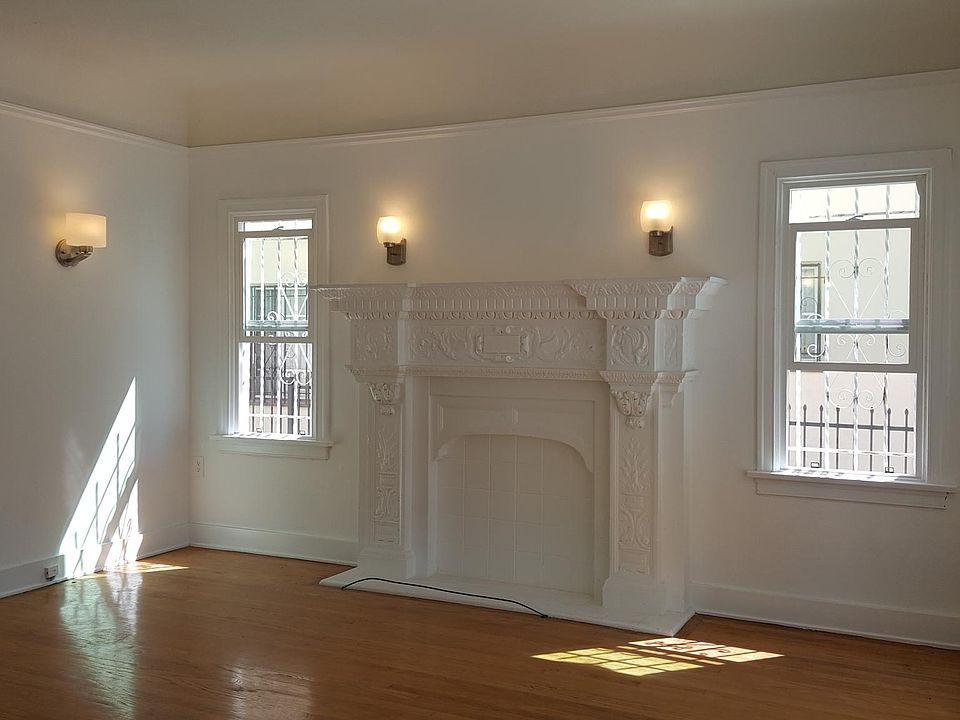 1st image of 858 1/2 S Gramercy Pl