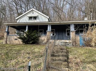 6 Billings Mill Rd, Tunkhannock, PA 18657