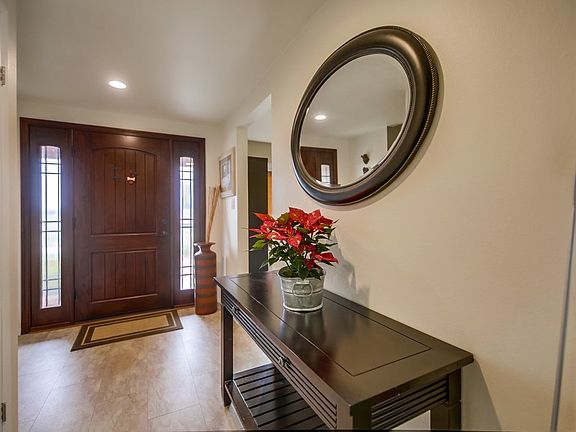 2nd image of 6732 Golfcrest Dr