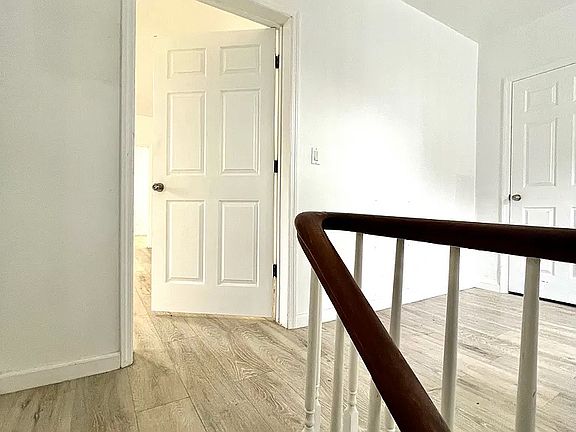 5th image of 120 Townsend Ave Floor 3