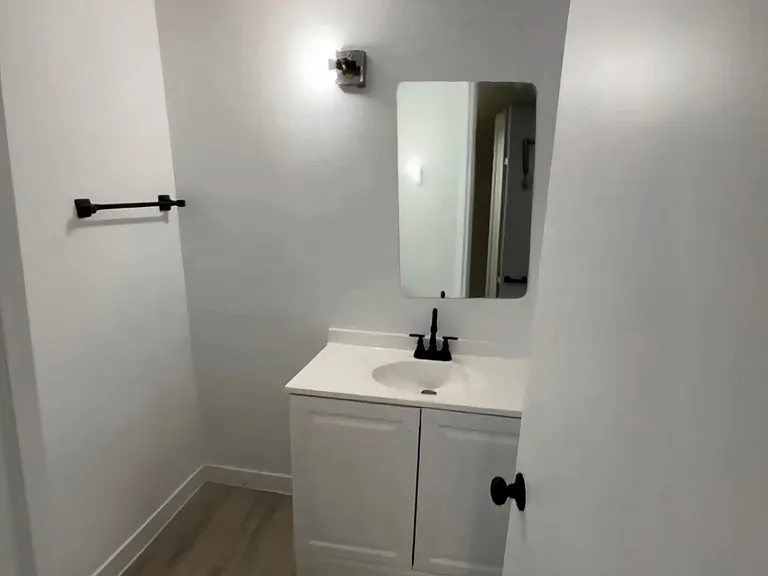 3982 Crayrich Cir #3982 — Photo 18