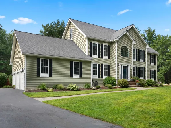 24 Shephard Road, Pelham, NH 03076