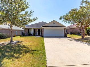 8044 Garrett Pines Dr, Midland, GA 31820