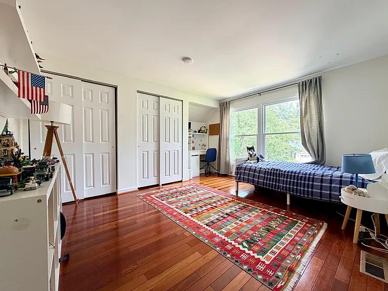 12904 Missionwood Way — Photo 16