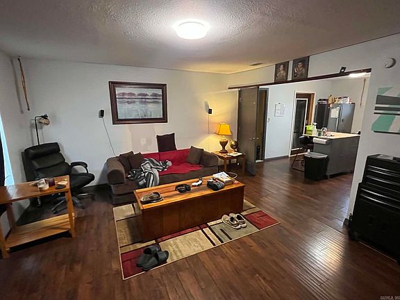 2nd image of 808 Dallas Ave