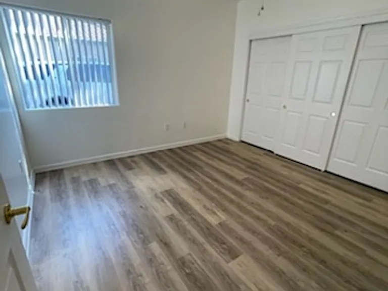 2219 Cullen Ct — Photo 4