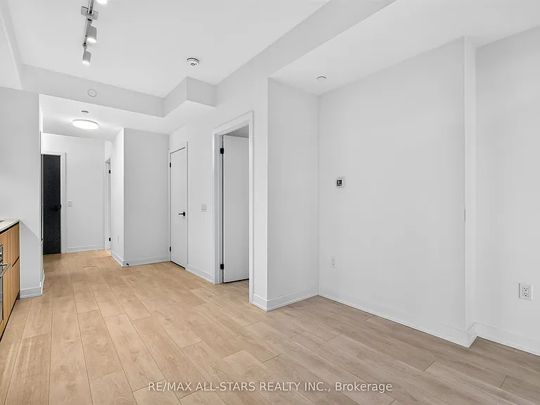 127 Broadway Ave #1106 — Photo 10