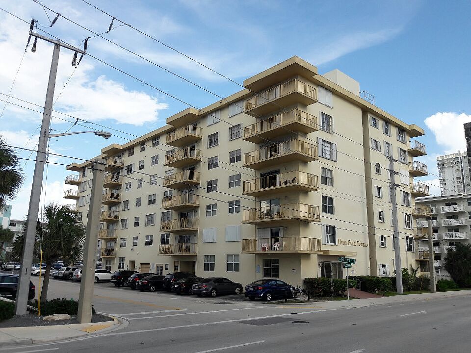 picture of building in 2017