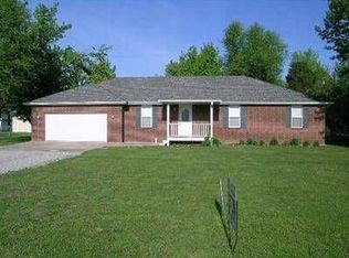 584 Grayhawk Loop, Marshfield, MO 65706