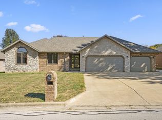 510 N Ellen St, Nixa, MO 65714