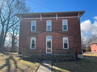 2029 Manhattan St, Erie, MI 48133