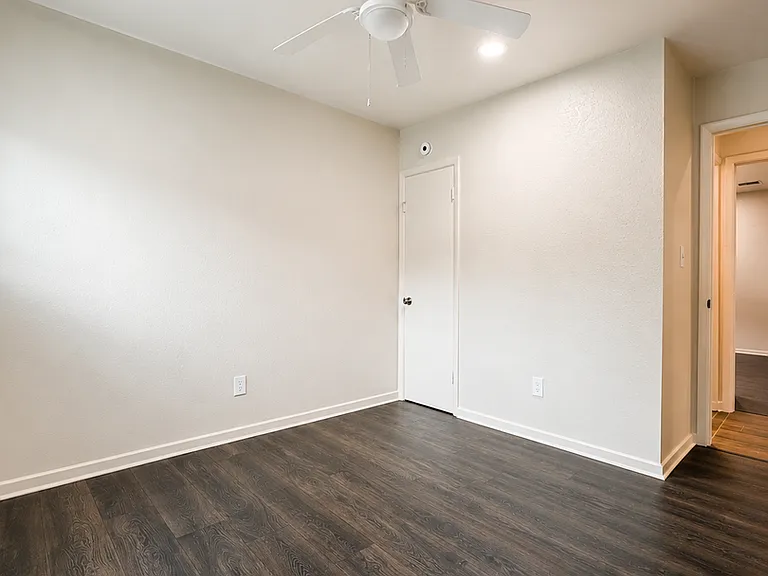 113 Whitney Ave NE — Photo 14