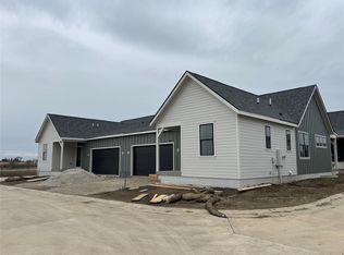 1715 Homestead Ln, Cumming, IA 50061