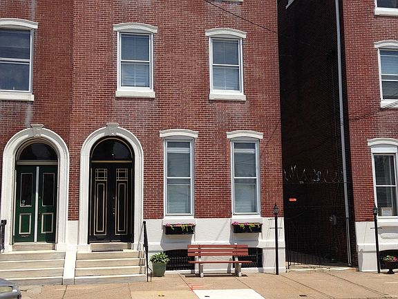2nd image of 2355 E Cumberland St