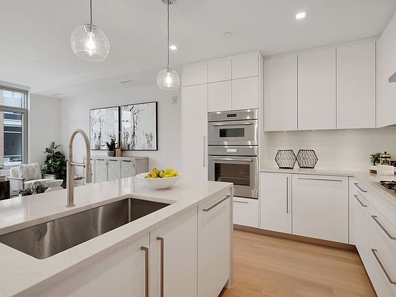 3rd image of 7 Pioneer Mill Way #Gh268m