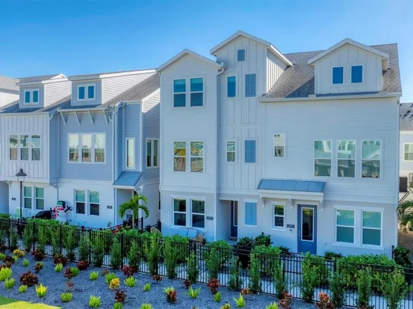 2320 Lindstrom St, Sarasota, FL 34237