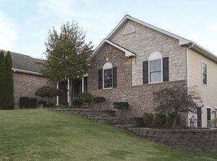 2604 Cardinal Crest Ct, Washington, MO 63090