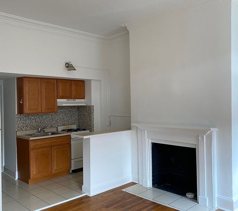 1st image of 1015 Cathedral St #Cath1017-2
