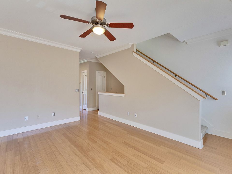 1st image of 13420 Lyndhurst St #1-704