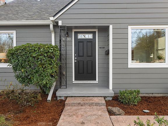 4th image of 4730 N Amherst St