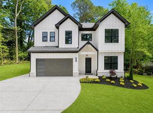 5019 Nichols Dr, Flowery Branch, GA 30542
