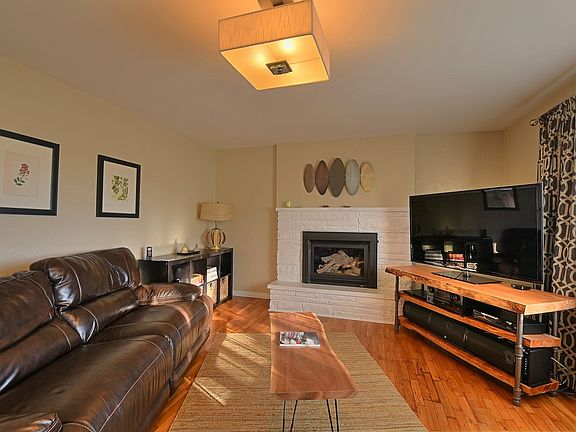 4th image of 205 Northshore Dr
