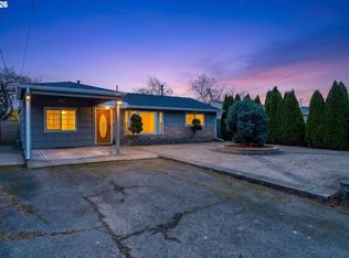 8612 NE Clackamas St, Portland, OR 97220