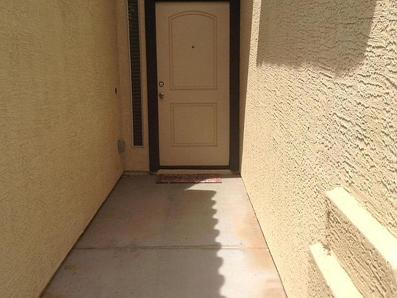 4th image of 36952 W Leonessa Ave
