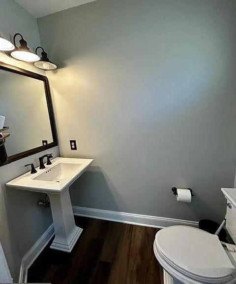 4574 White Oak Ln — Photo 10