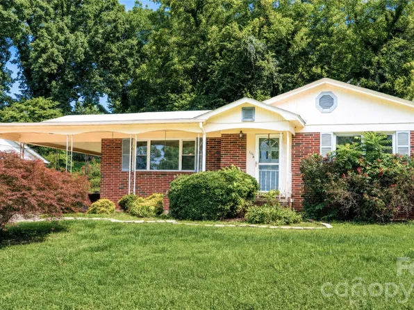 116 Clark St, Morganton, NC 28655