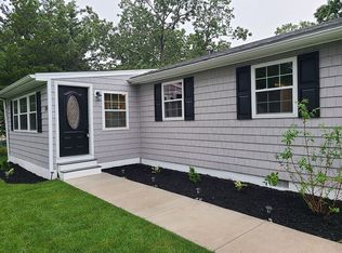 305 Colin Ln, Williamstown, NJ 08094