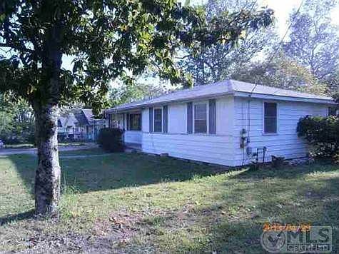 2nd image of 212 Hammond Dr